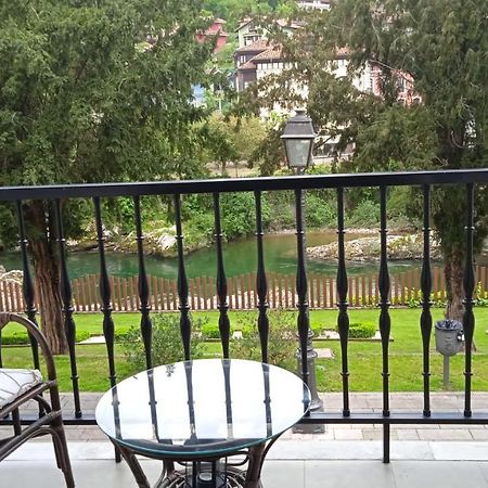 Apartamento Con Terraza Al Puente Romano Onís Exterior foto
