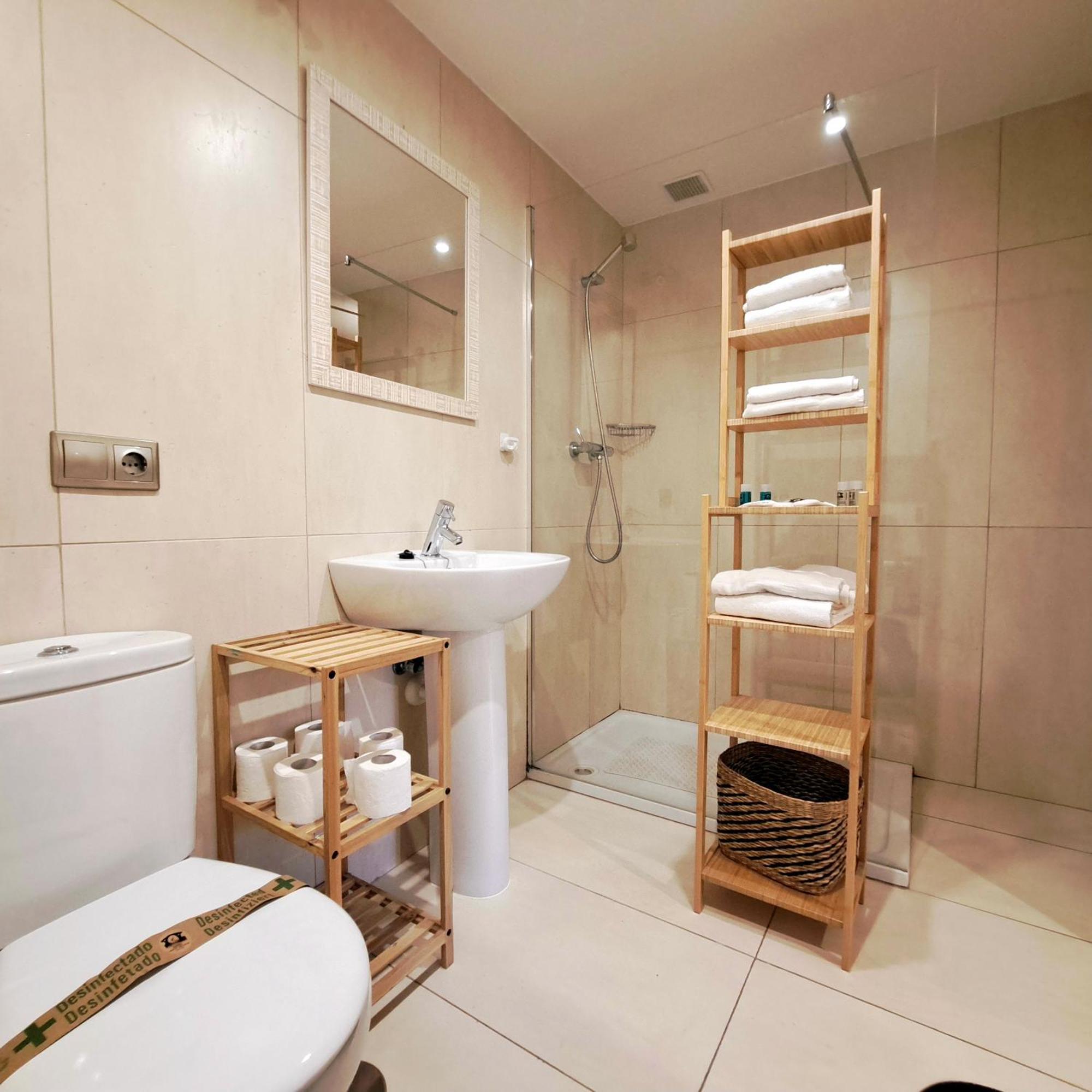 Apartamento Con Terraza Al Puente Romano Onís Exterior foto