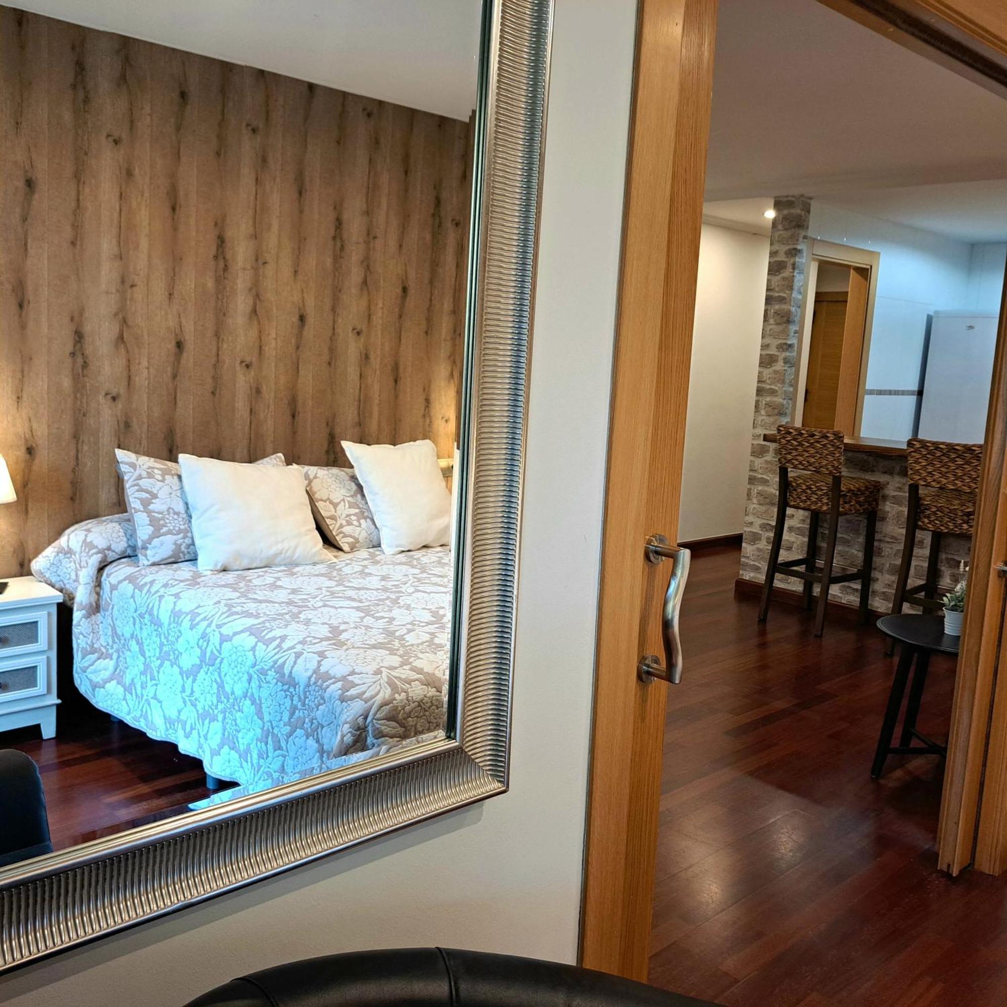 Apartamento Con Terraza Al Puente Romano Onís Exterior foto